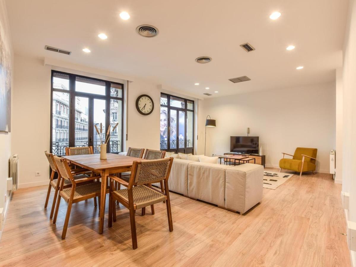 Apartamento En Plaza De Canalejas Apartment Madrid Exterior photo